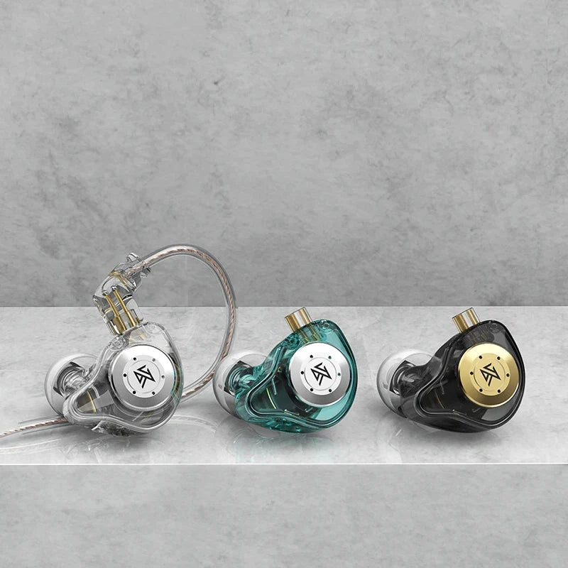 Auriculares KZ EDX Pro de Selvanelle con diseño in ear, cableado, diadema, y control de volumen, ideales para música y juegos.